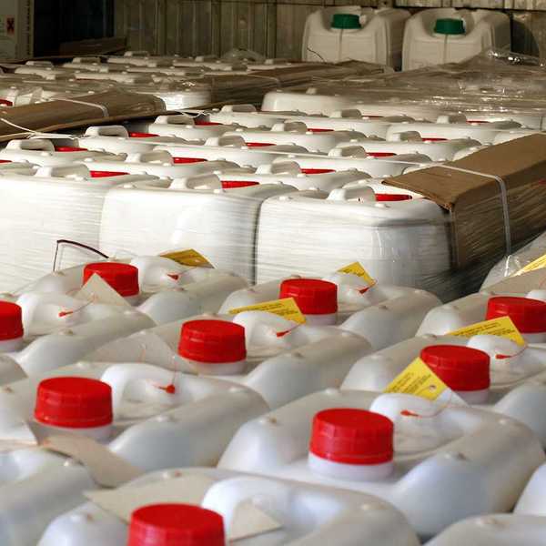 EPA sets MyPeST compliance reporting deadlines for bilingual pesticide labeling requirements