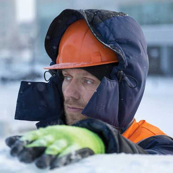 Plan ahead for safe snow removal from roofs
