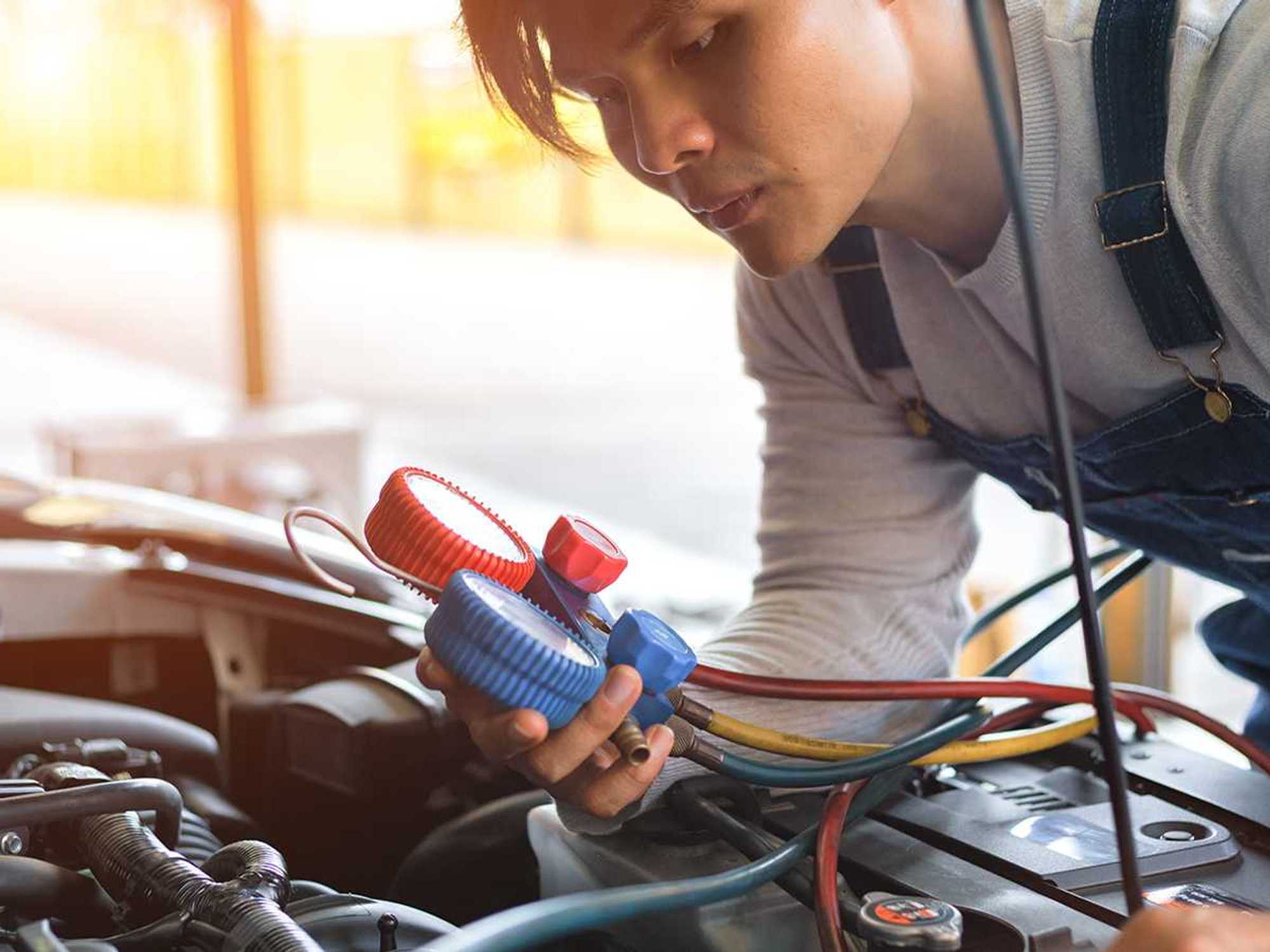 Motor vehicle air-conditioner servicing (Section 609)