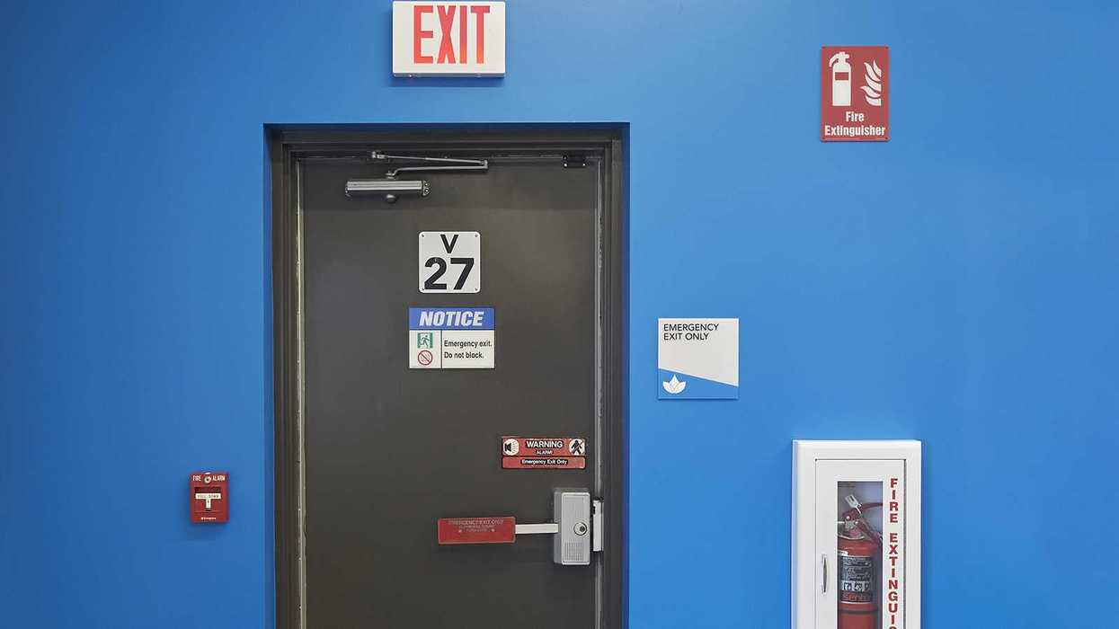 Tips on how to clearly mark your exits
