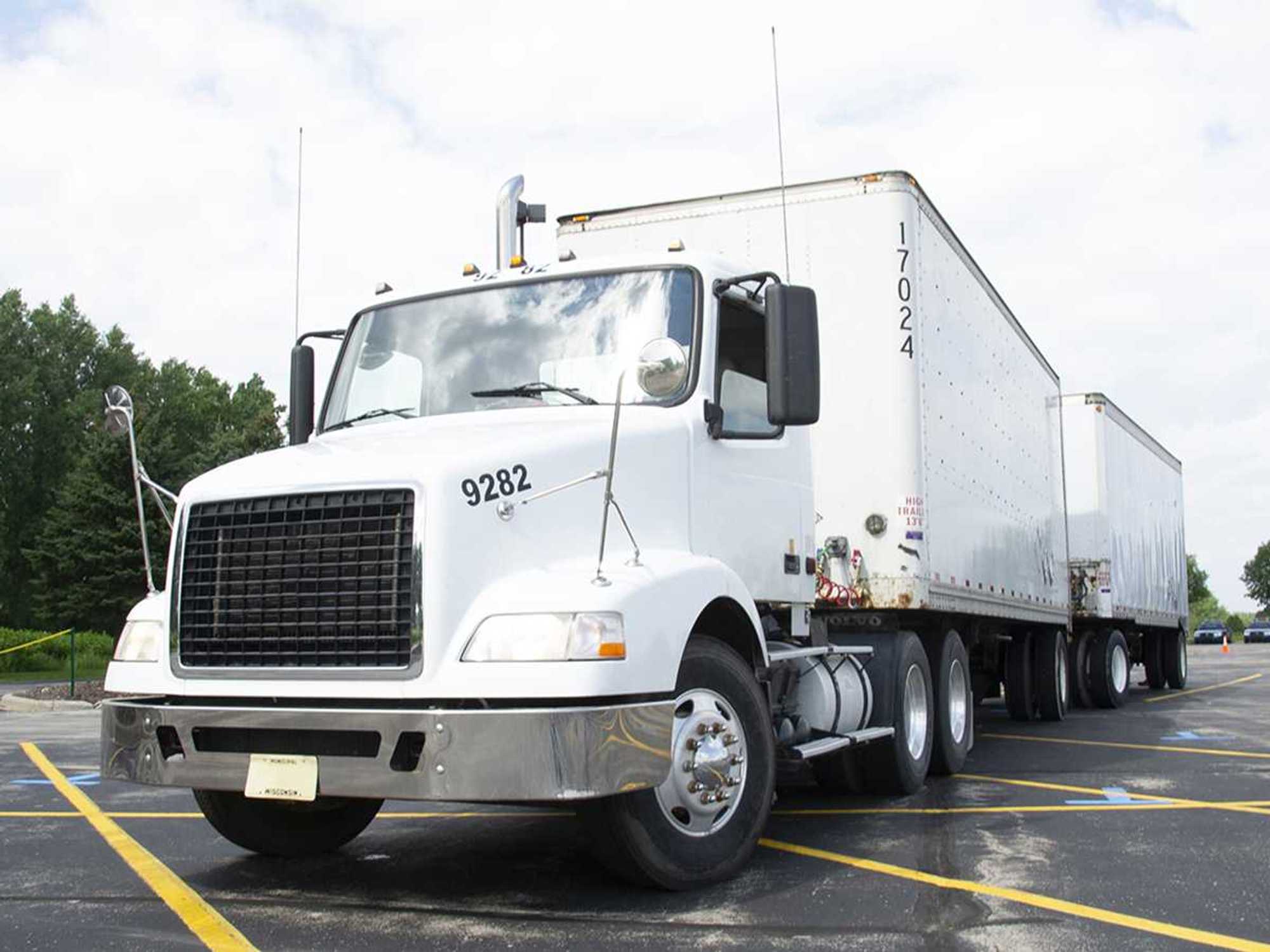 Longer Combination Vehicles (LCV) Training
